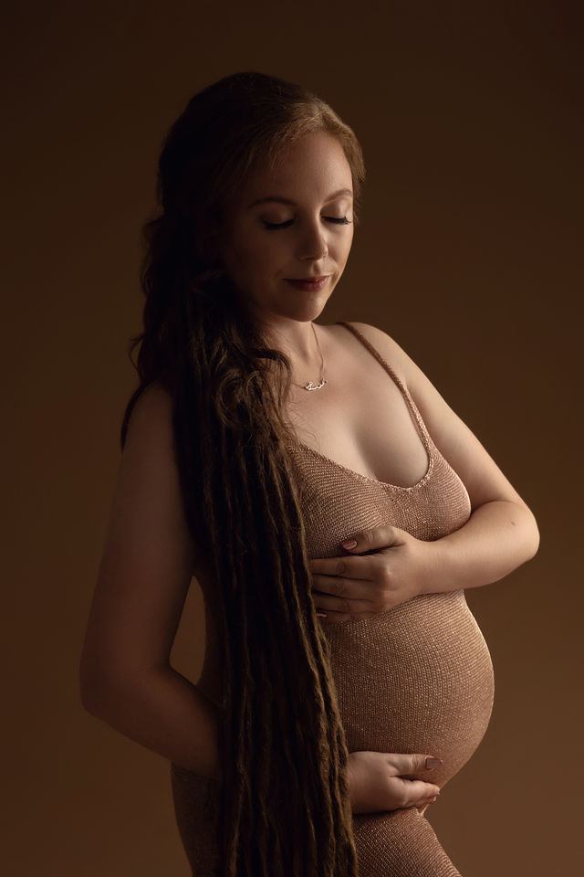 philadelphia maternity photography, maternity photoshoot near me, maternity portrait studio